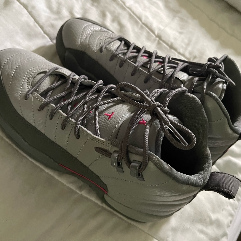 AIR JORDAN 12 RETRO GG 'VIVID PINK'